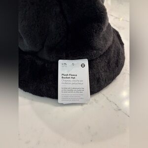 Lululemon Black Fleece Bucket Hat